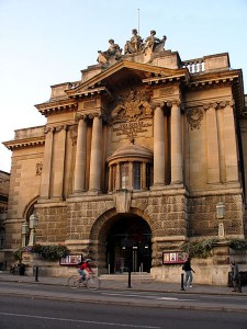 450px-Bristol_City's_Museum_and_Art_Gallery