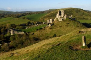 800px-Corfe_Castle,_2008