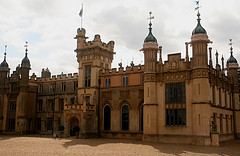 Knebworth in Post